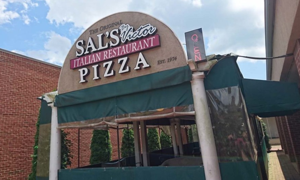 Sal’s By Victor