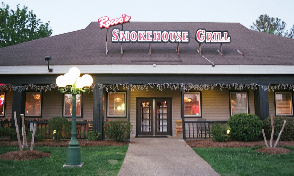 Rocco’s Smokehouse Grill