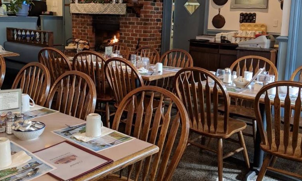 Colonial Pancake House