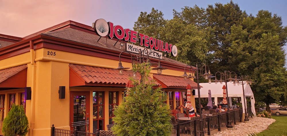Jose Tequilas Mexican Bar And Grill